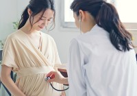 Mẹ bầu cần kiêng kị những gì? Bí quyết dinh dưỡng và thói quen an toàn cho mẹ và bé